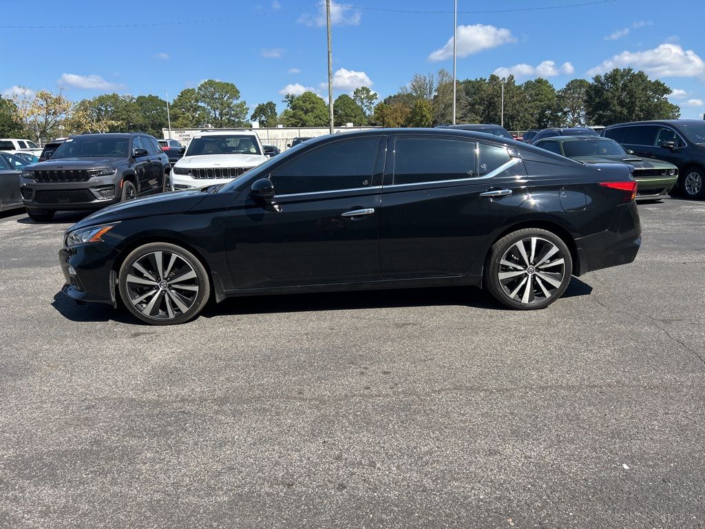 2021 Nissan Altima 2.5 Platinum photo 4