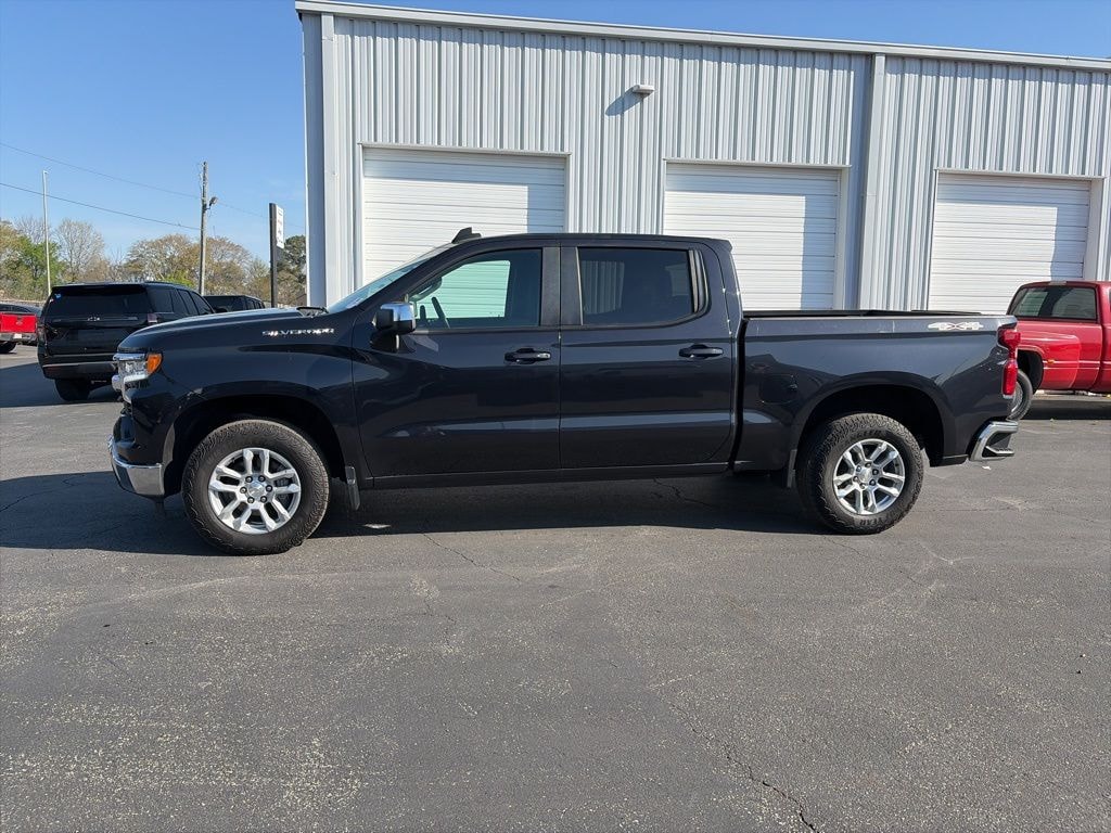 Used 2023 Chevrolet Silverado 1500 LT Truck Crew Cab