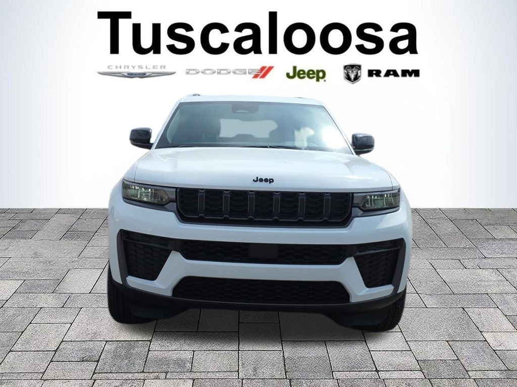 New 2026 Jeep Grand Cherokee LAREDO ALTITUDE 4X2 Sport Utility