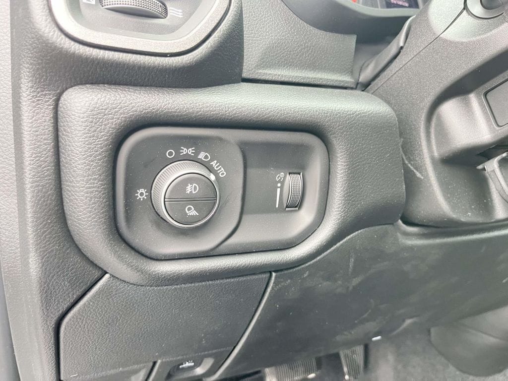 2026 RAM 2500 Tradesman - Photo 13