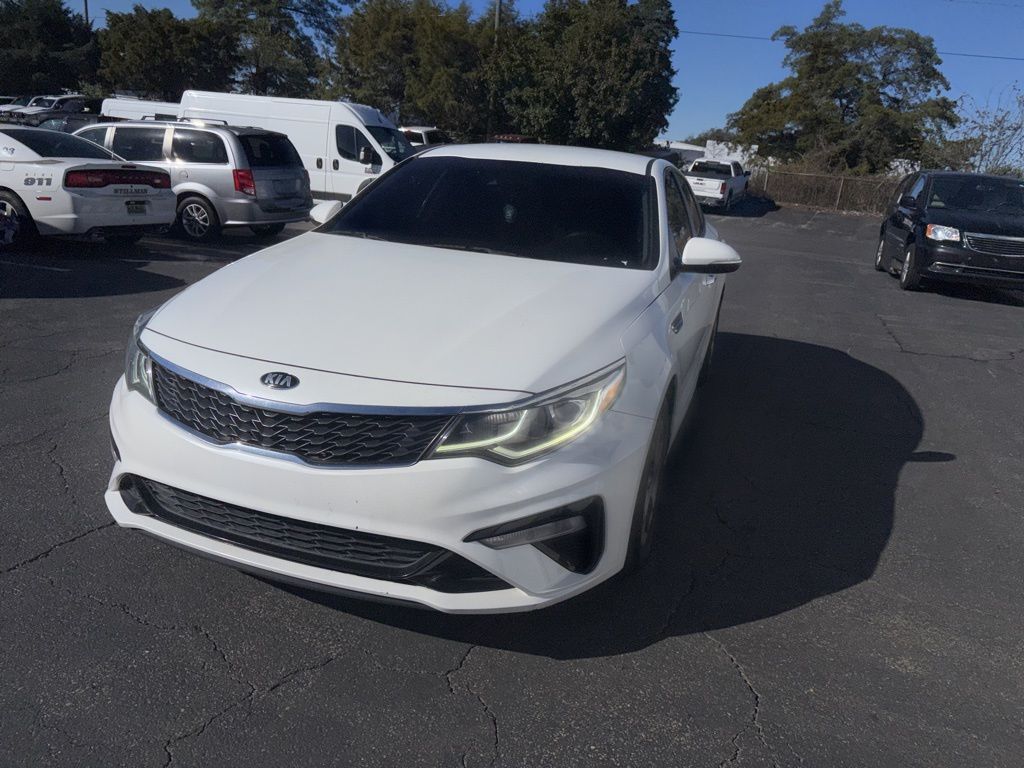 2020 Kia Optima LX photo 2