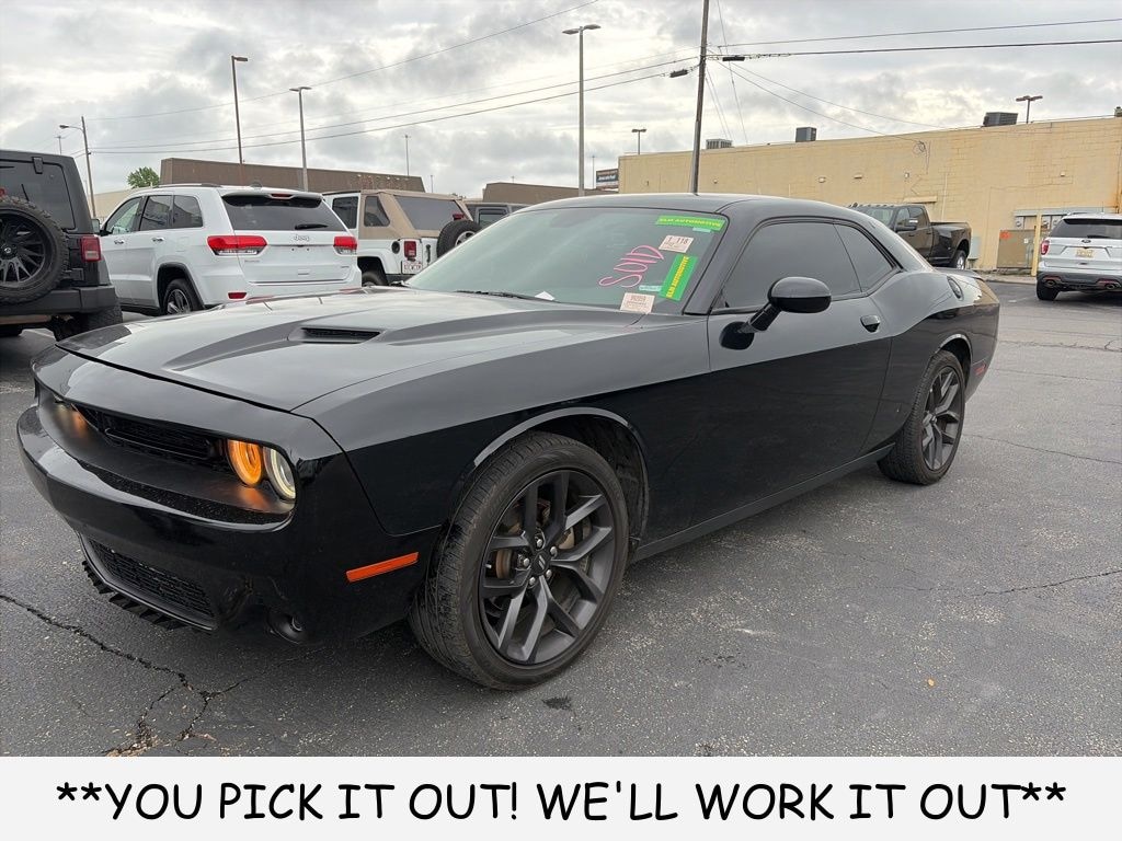 Used 2022 Dodge Challenger SXT Coupe