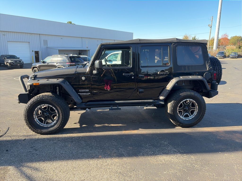 2015 Jeep Wrangler Unlimited Sport photo 4
