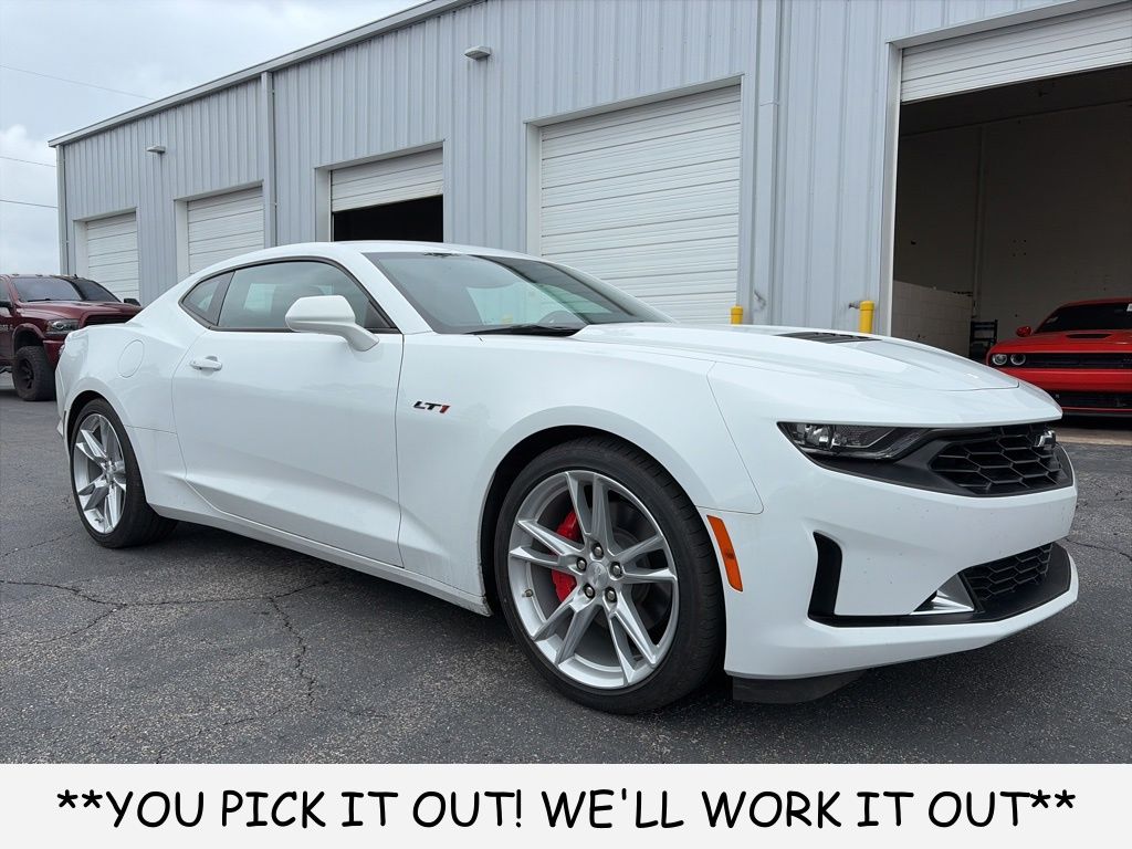 2022 Chevrolet Camaro 6.2 LT1's photo