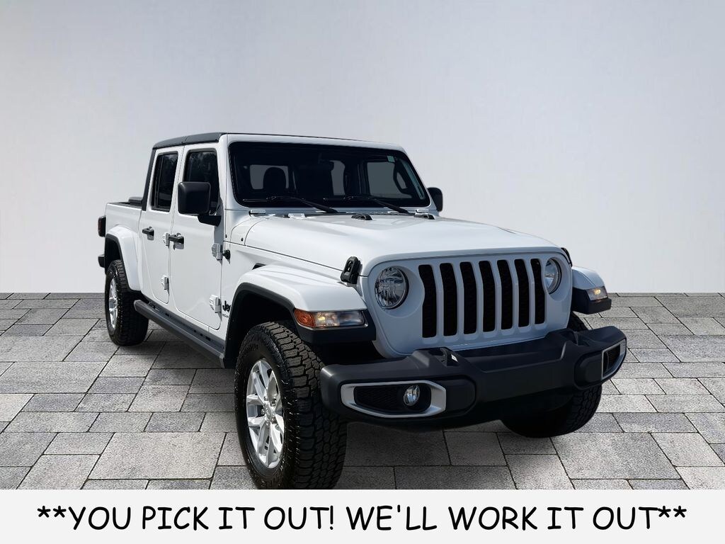 Used 2023 Jeep Gladiator Sport Truck Crew Cab