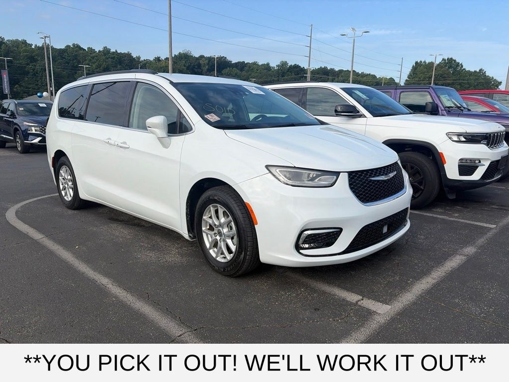 Used 2022 Chrysler Pacifica Touring L Van Passenger Van