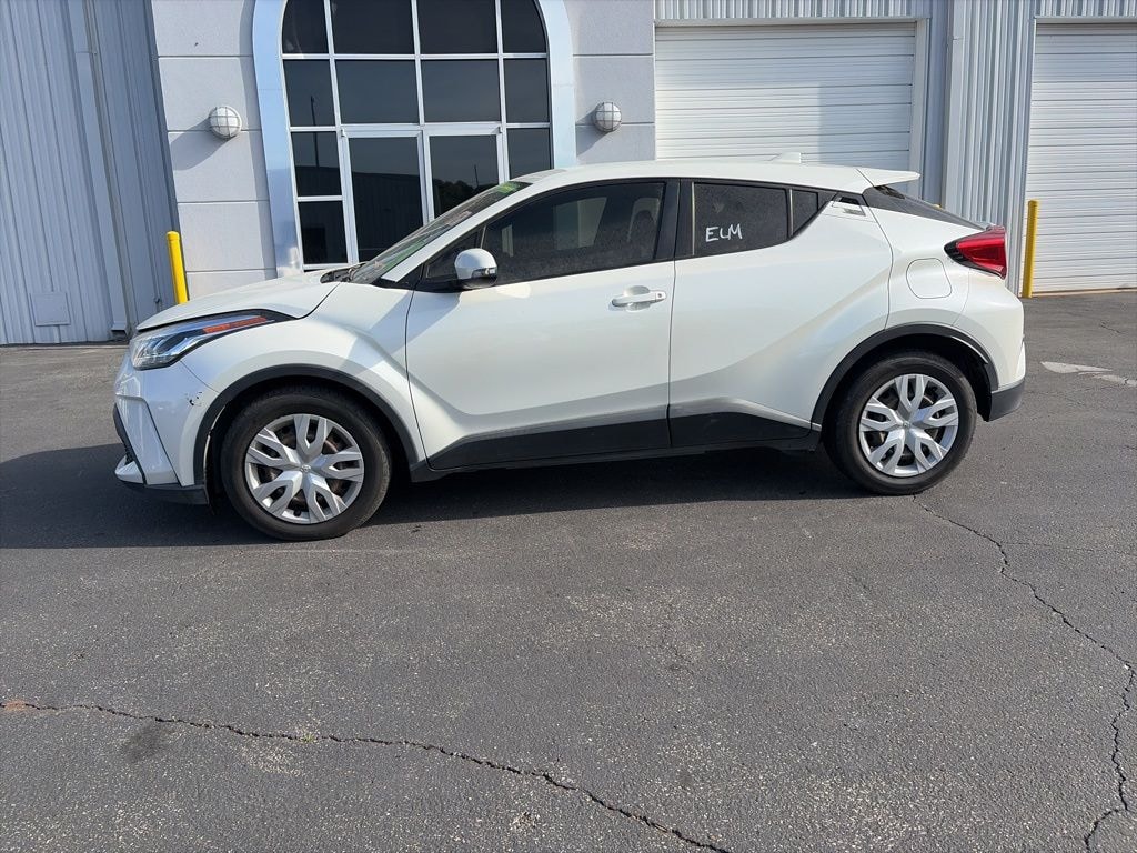 Used 2021 Toyota C-HR LE SUV
