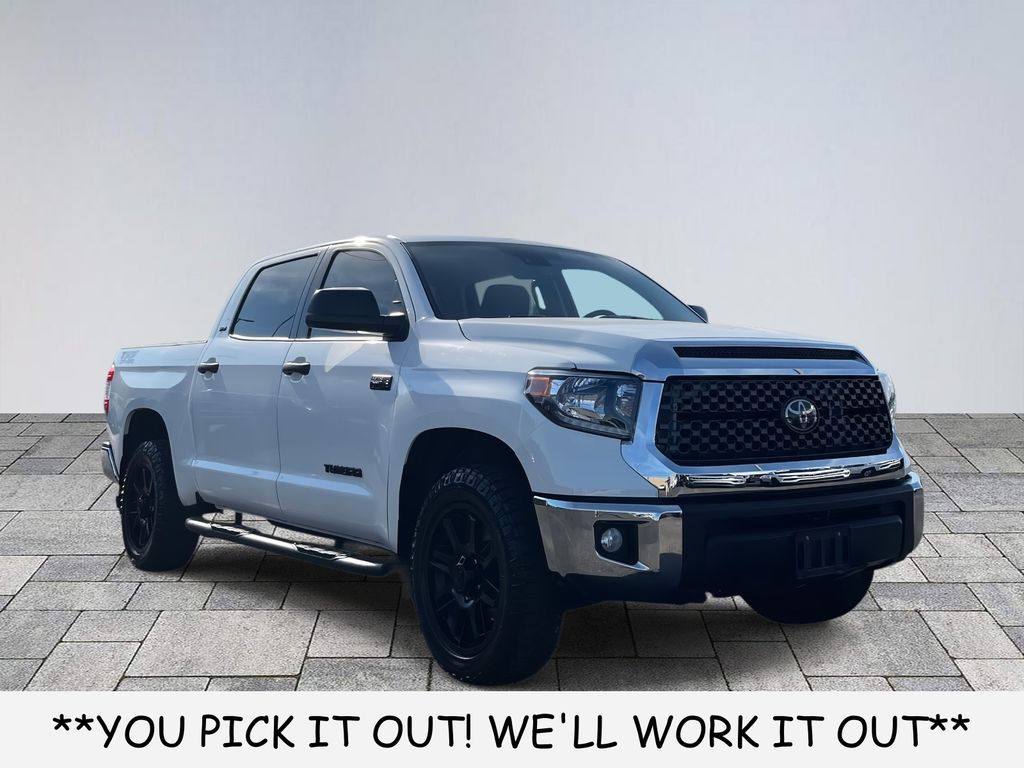 2020 Toyota Tundra SR5's photo