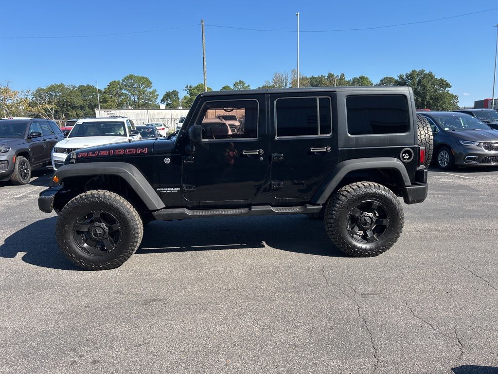 2015 Jeep Wrangler Unlimited Rubicon photo 4