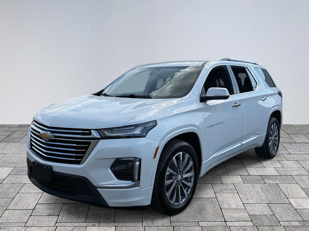 2022 Chevrolet Traverse Premier photo 2