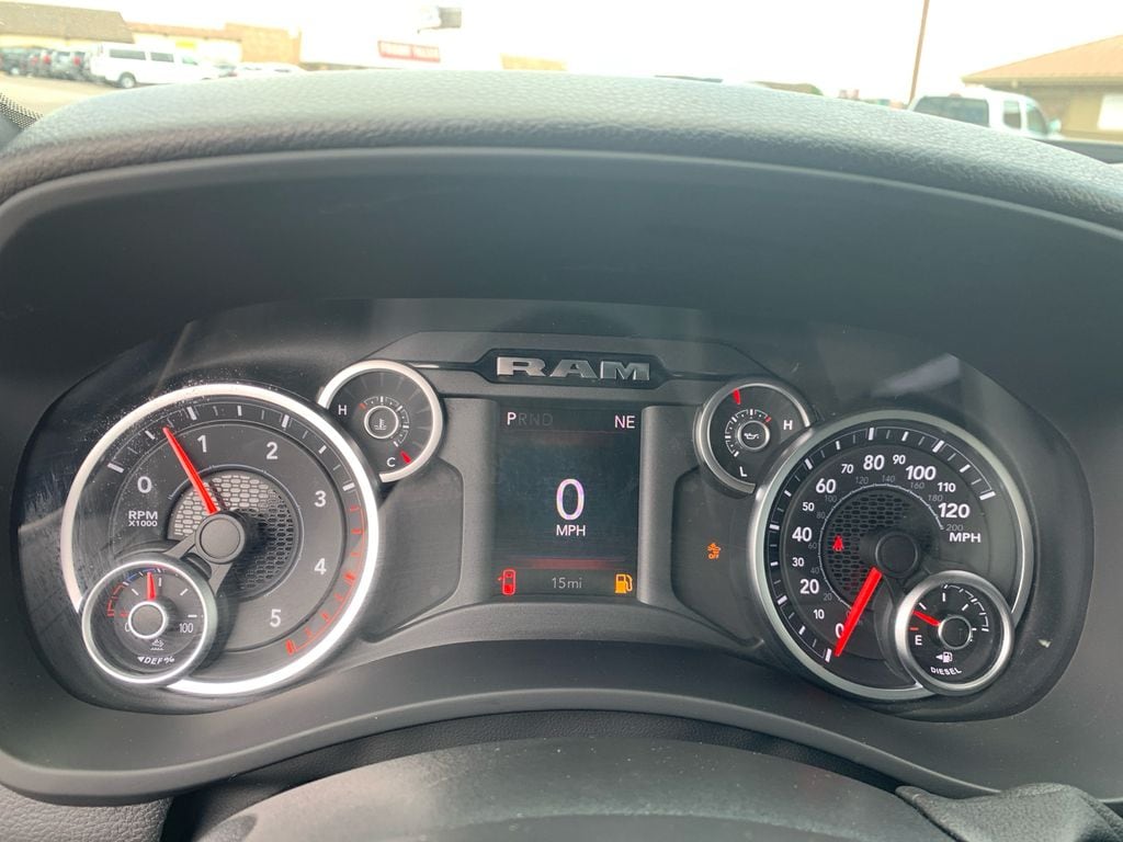 2026 RAM 3500 Tradesman - Photo 14
