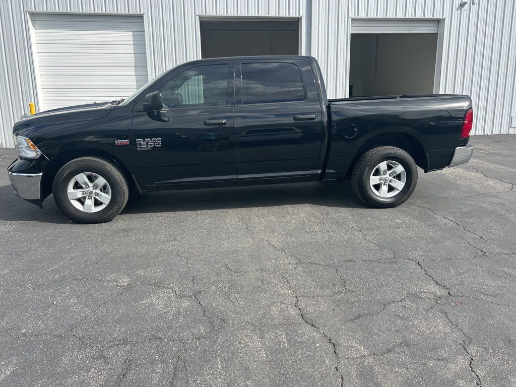 2020 Ram 1500 Classic Tradesman photo 3