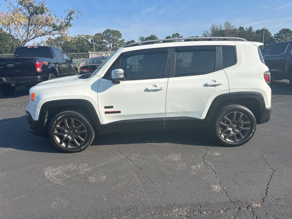 2016 Jeep Renegade Latitude North Edition photo 3