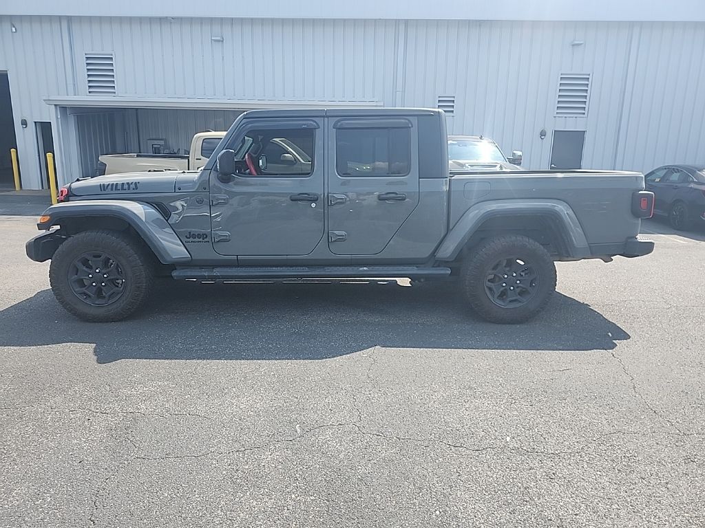 2022 Jeep Gladiator Sport photo 4