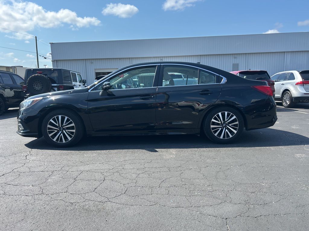 2019 Subaru Legacy 2.5i Premium photo 4