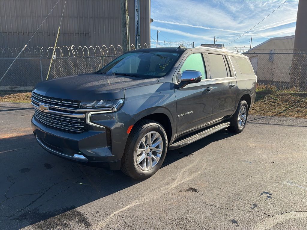 2021 Chevrolet Suburban Premier photo 2