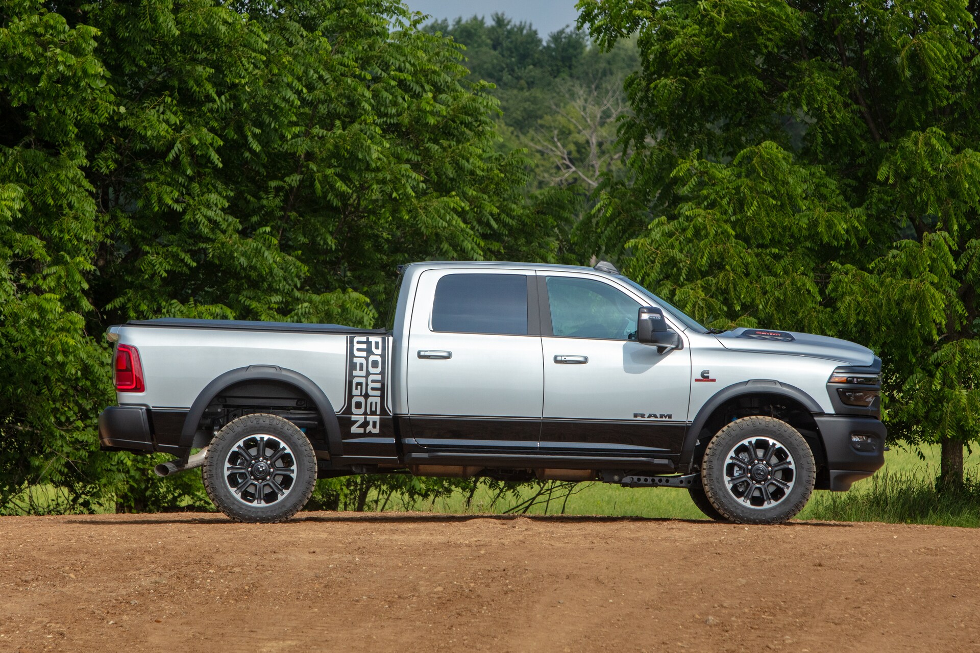 2027 RAM 2500 exterior