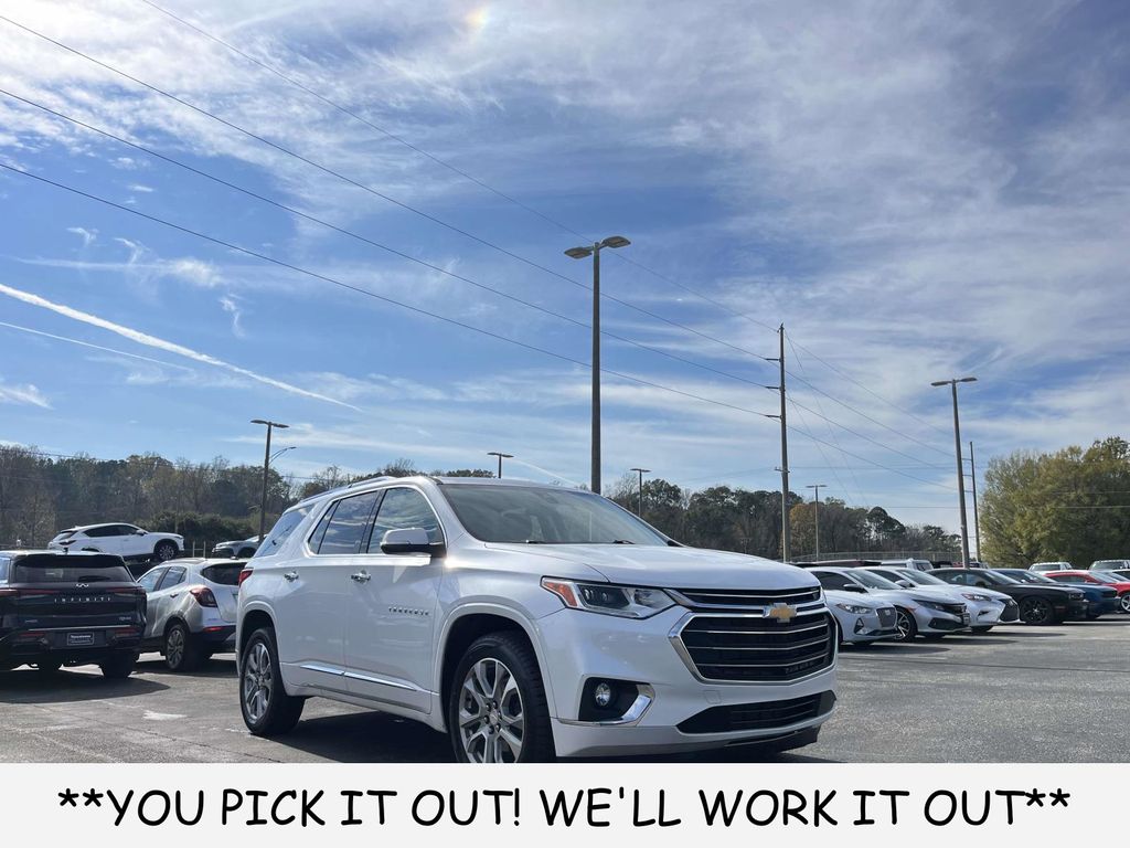 2021 Chevrolet Traverse Premier's photo