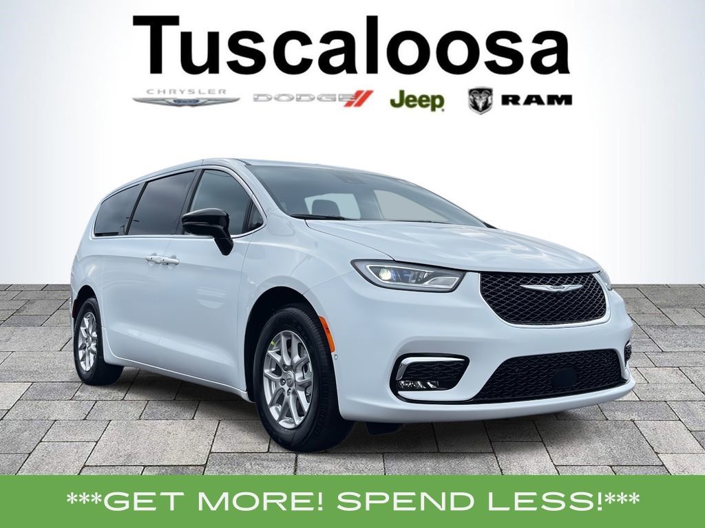 2026 Chrysler Pacifica Select's photo