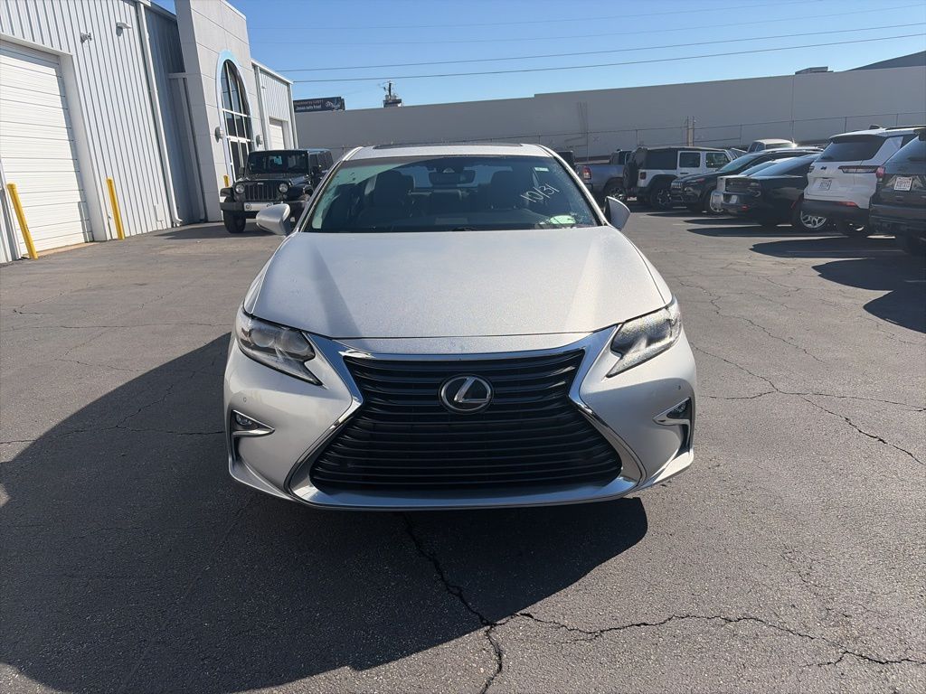 2018 Lexus ES 350 photo 2