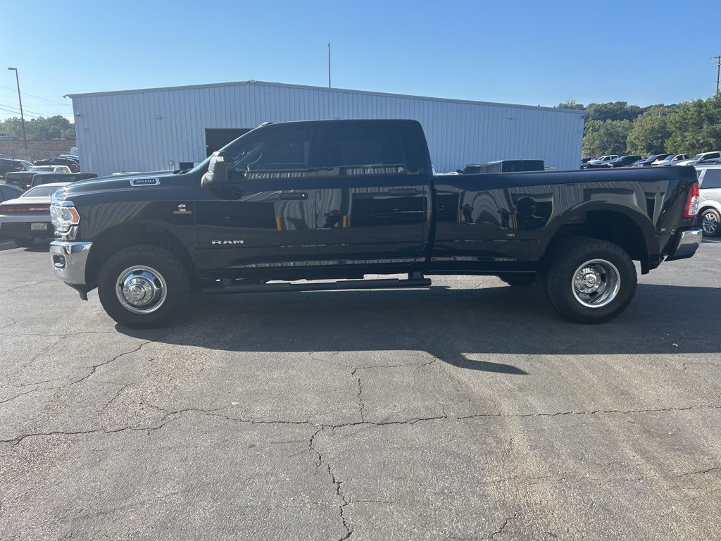2024 Ram 3500 Big Horn photo 4