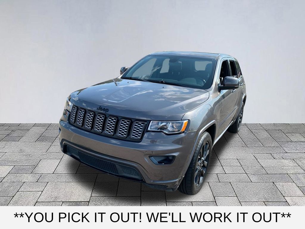 Used 2021 Jeep Grand Cherokee Laredo SUV