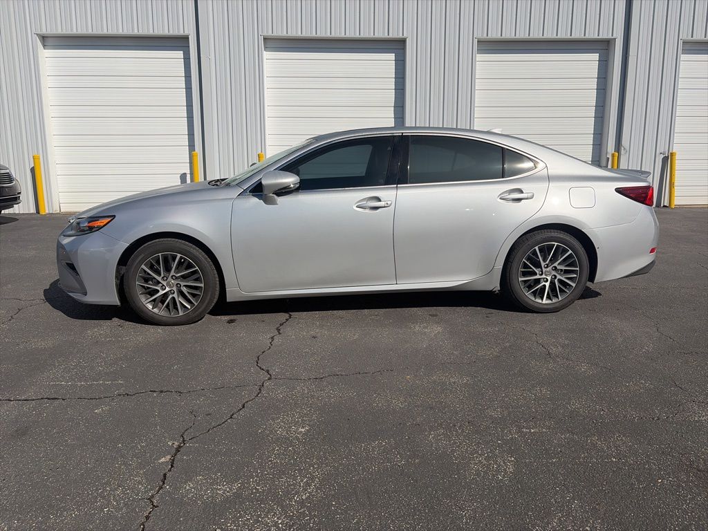 2018 Lexus ES 350 photo 4