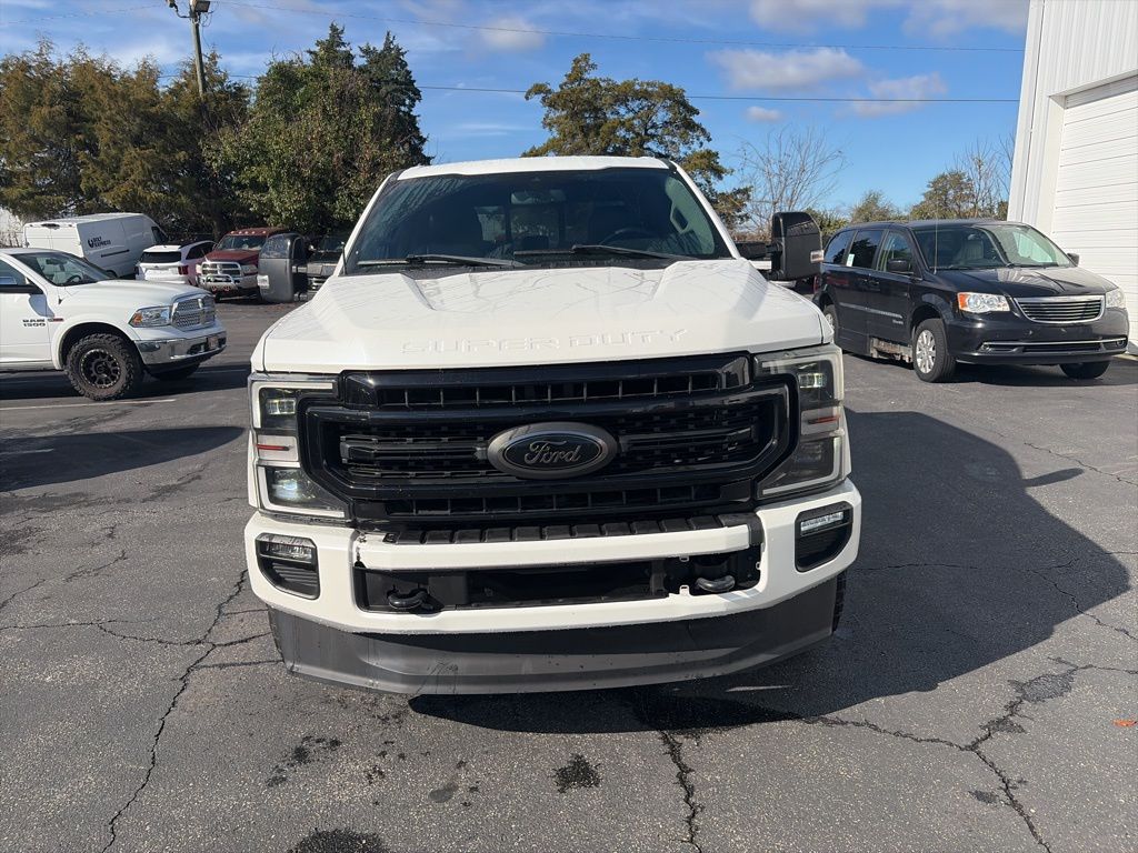 2020 Ford F-250 Lariat photo 2