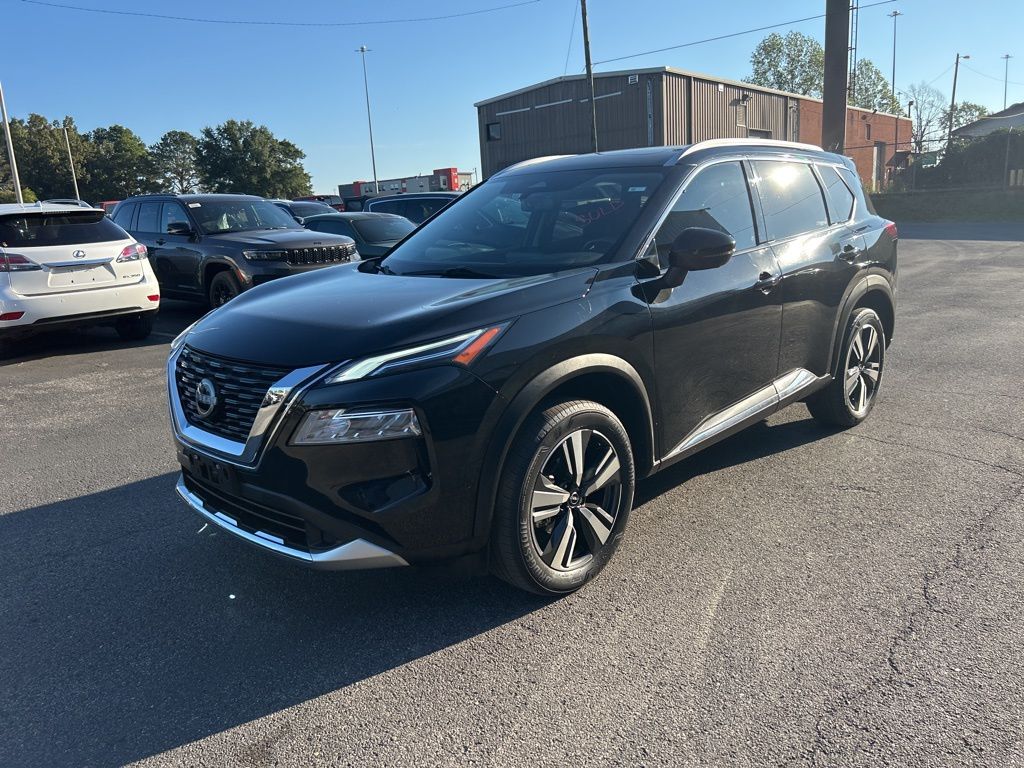 2023 Nissan Rogue Platinum photo 3