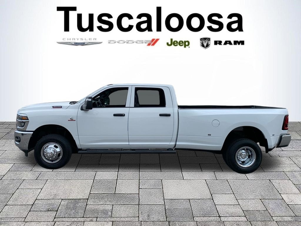 New 2026 Ram 3500 TRADESMAN CREW CAB 4X4 8' BOX Pickup
