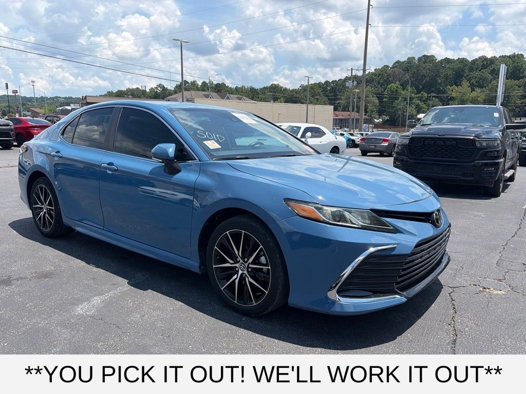 Used 2024 Toyota Camry SE Sedan
