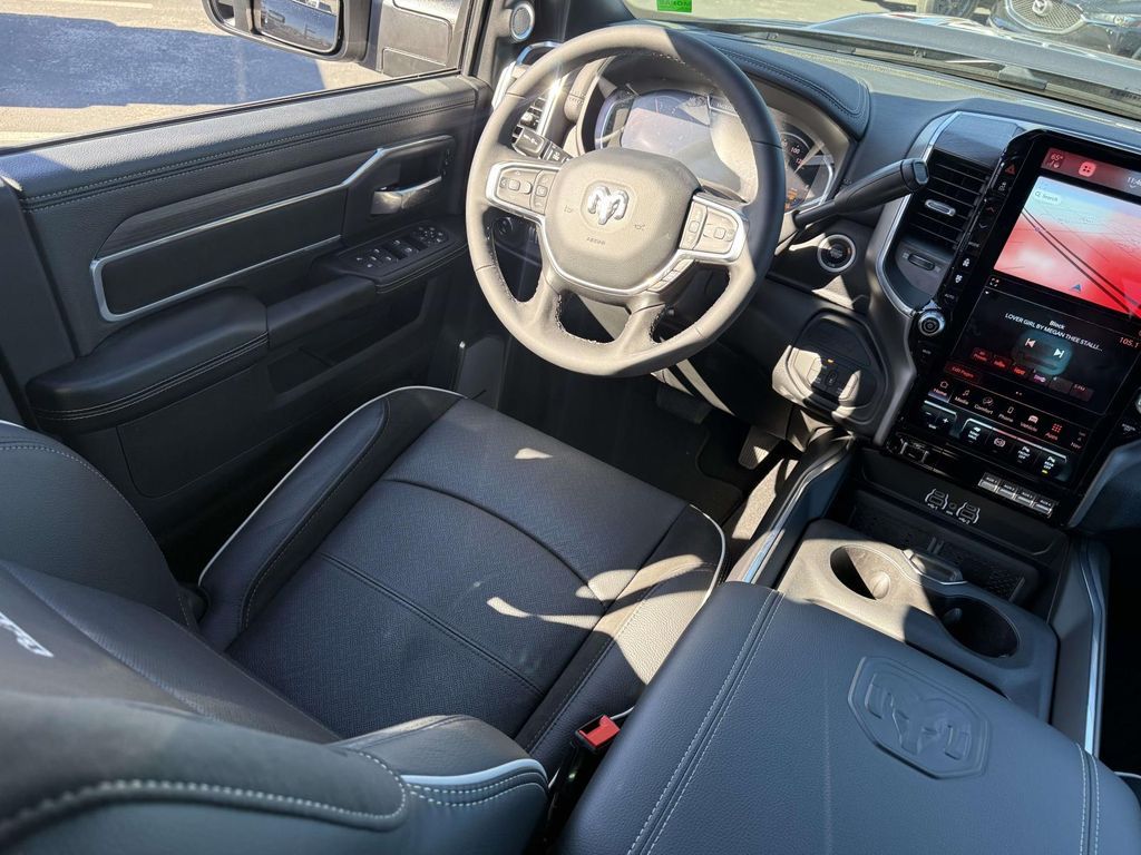 2026 RAM 2500 Laramie - Photo 27