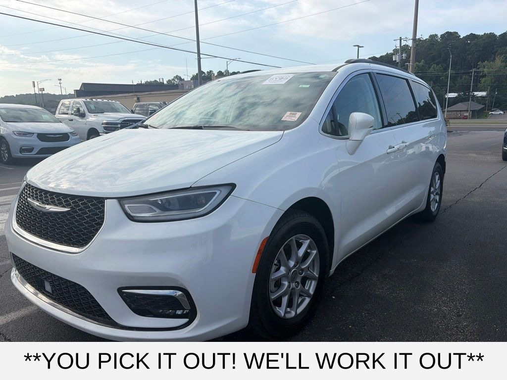 Used 2022 Chrysler Pacifica Touring L Van Passenger Van