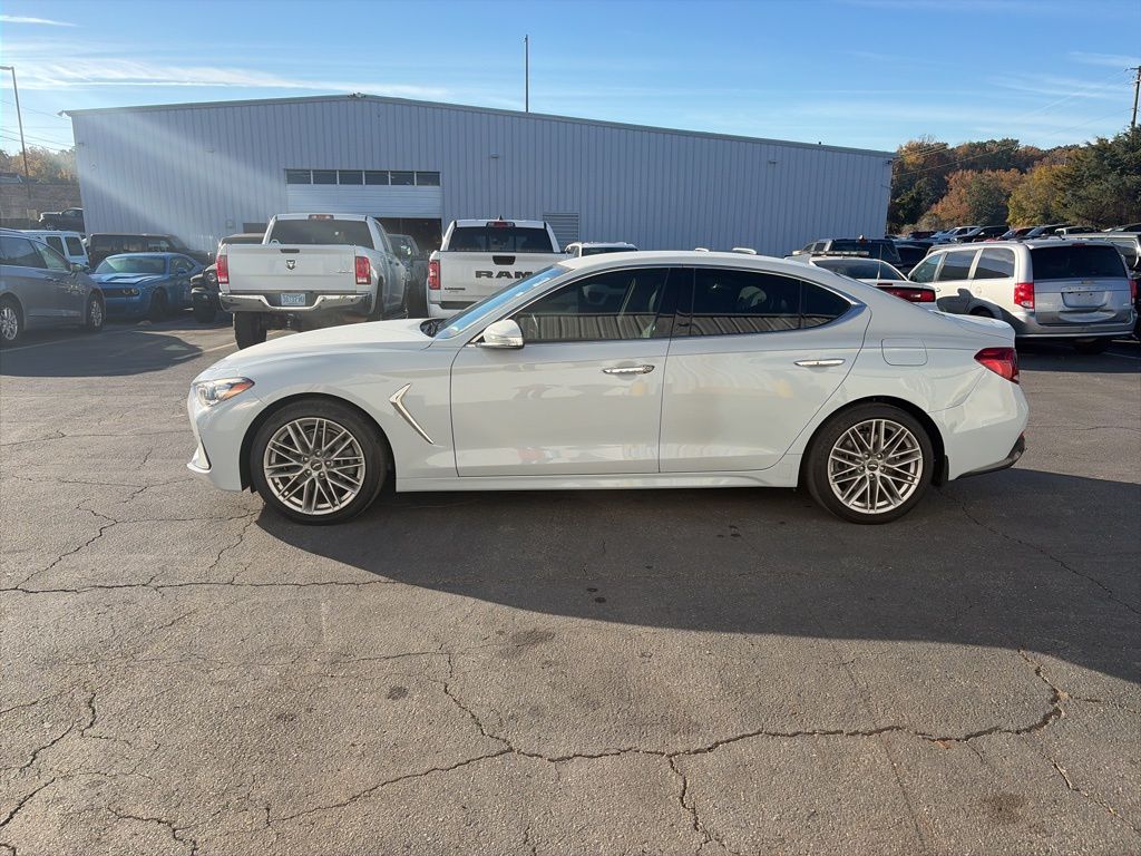 2020 Genesis G70 2.0T photo 4