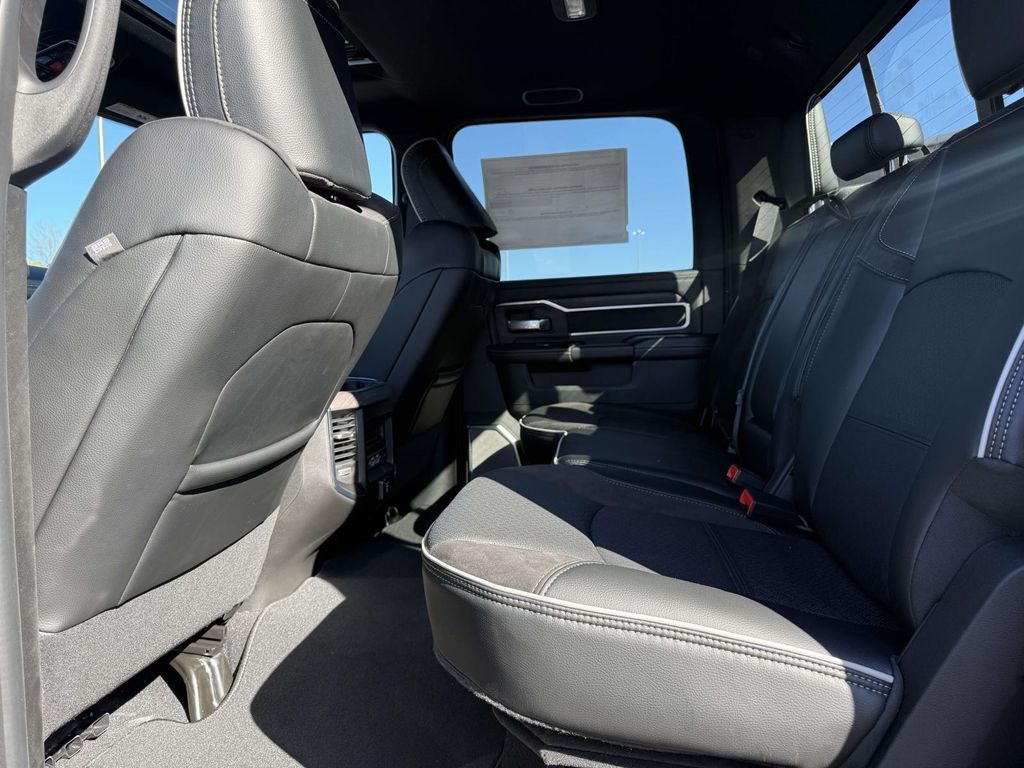 2026 RAM 2500 Laramie - Photo 24