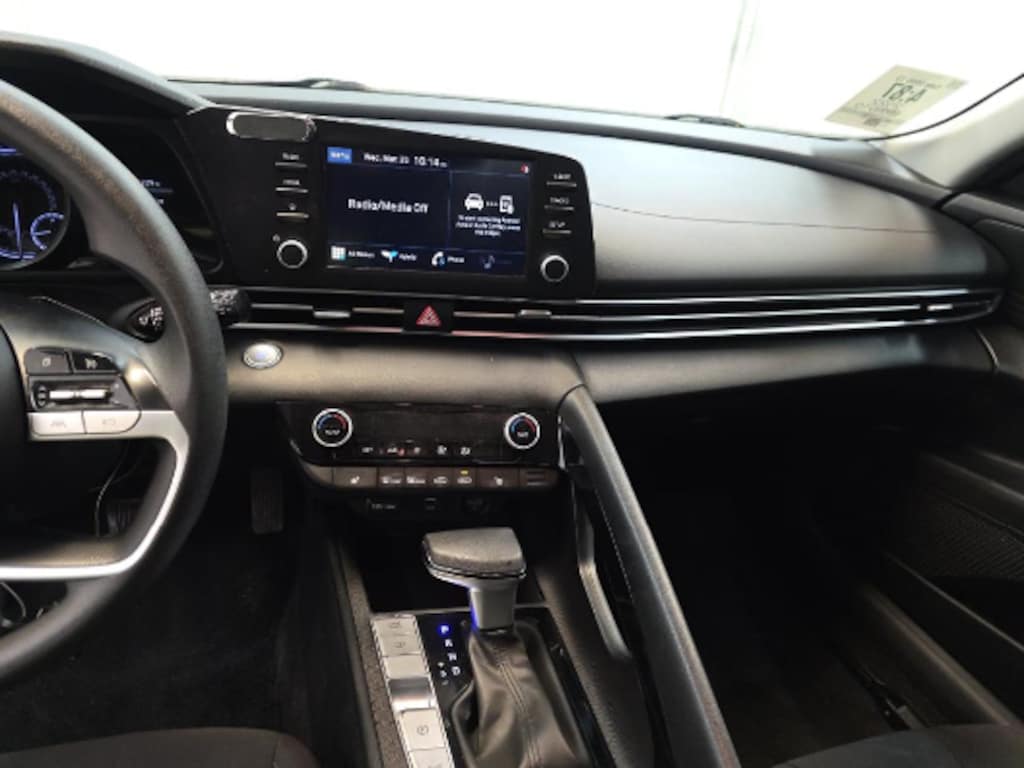 Used 2022 Hyundai Elantra Hybrid Blue Sedan