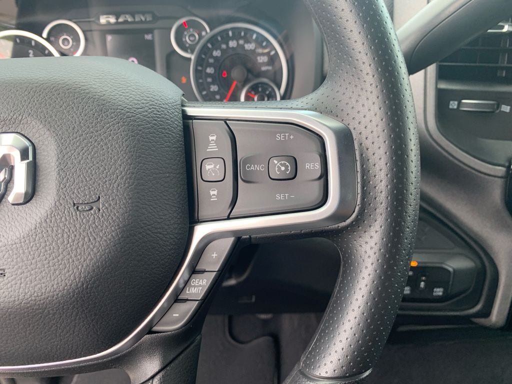 2026 RAM 3500 Tradesman - Photo 17