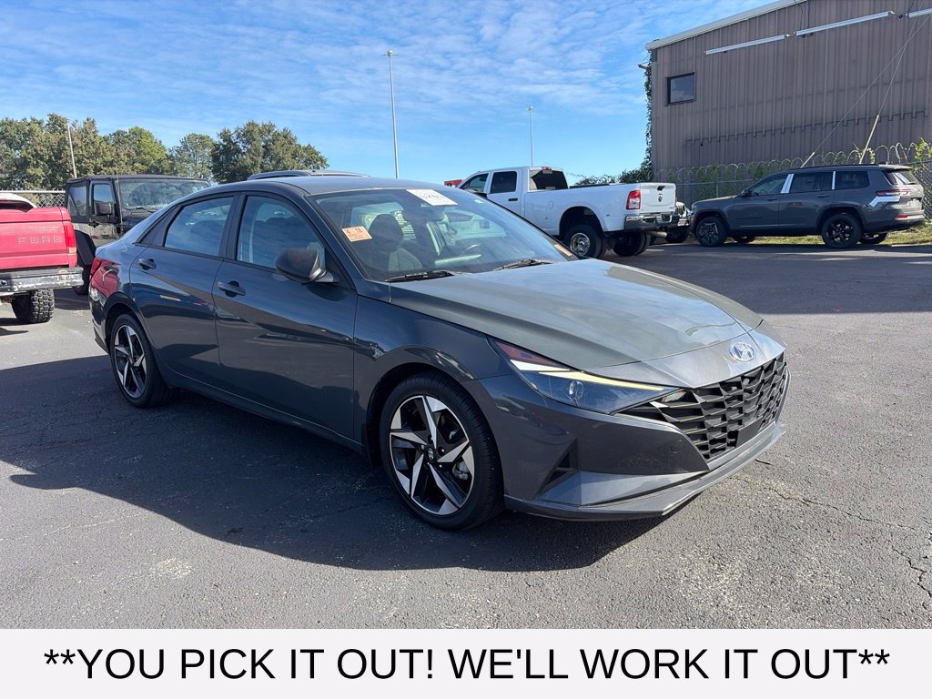 2023 Hyundai Elantra SEL