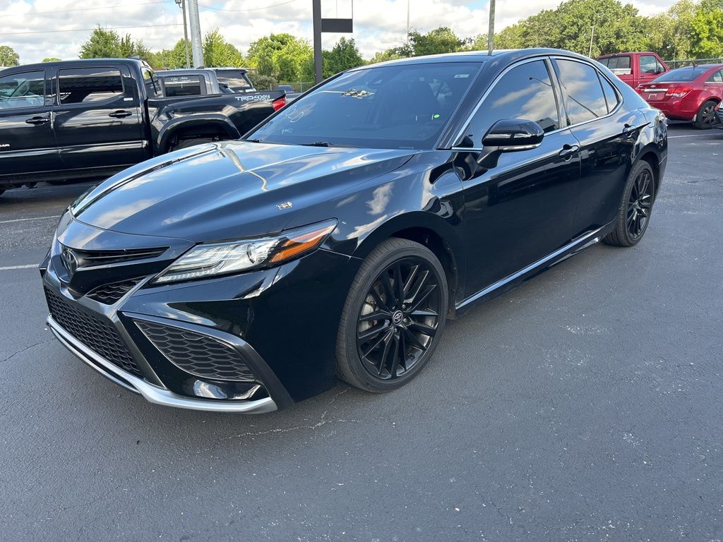 2021 Toyota Camry XSE photo 3