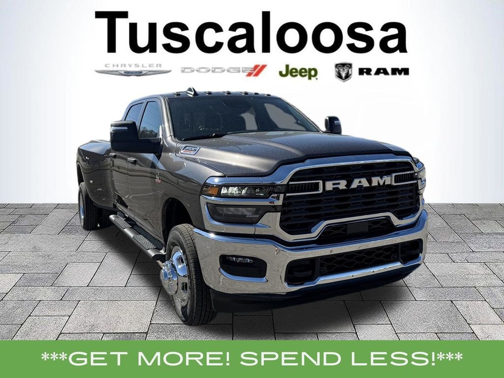 New 2026 Ram 3500 TRADESMAN CREW CAB 4X4 8' BOX Pickup