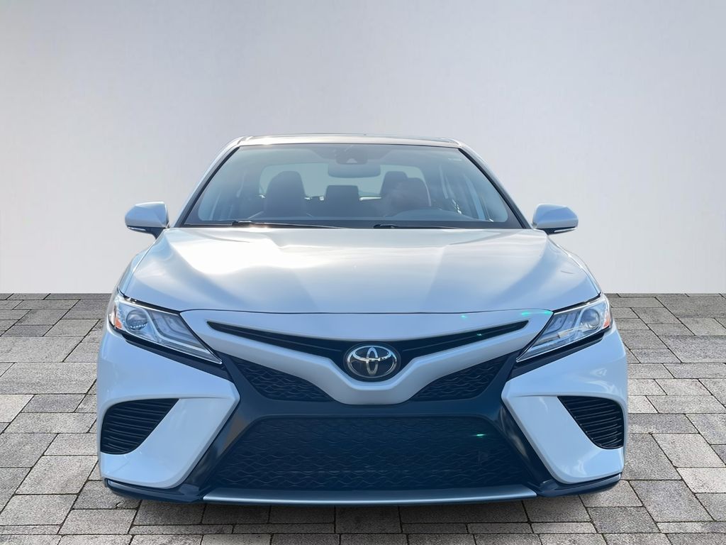 2020 Toyota Camry XSE photo 2