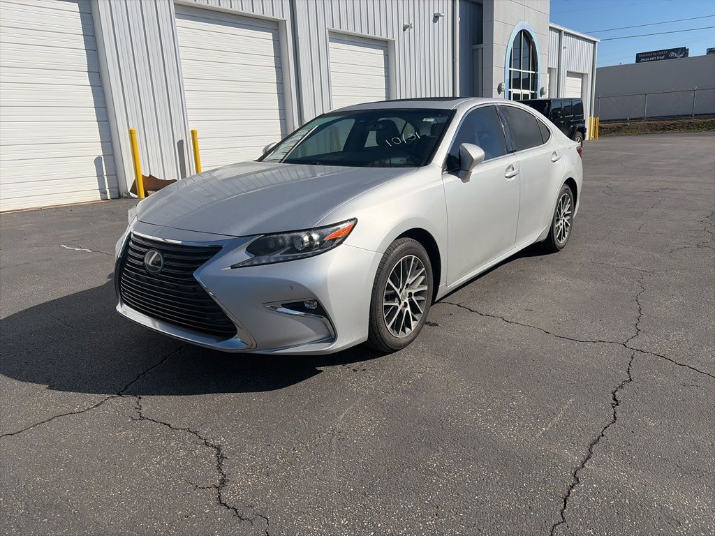 2018 Lexus ES 350 photo 3