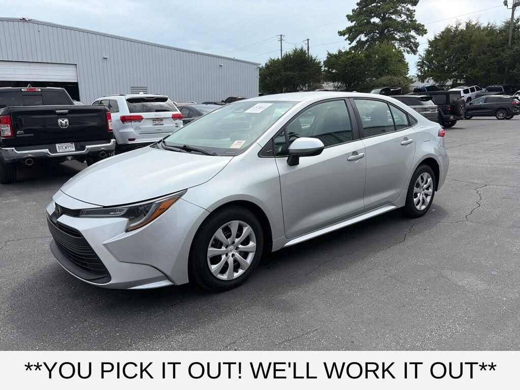 Used 2024 Toyota Corolla LE Sedan