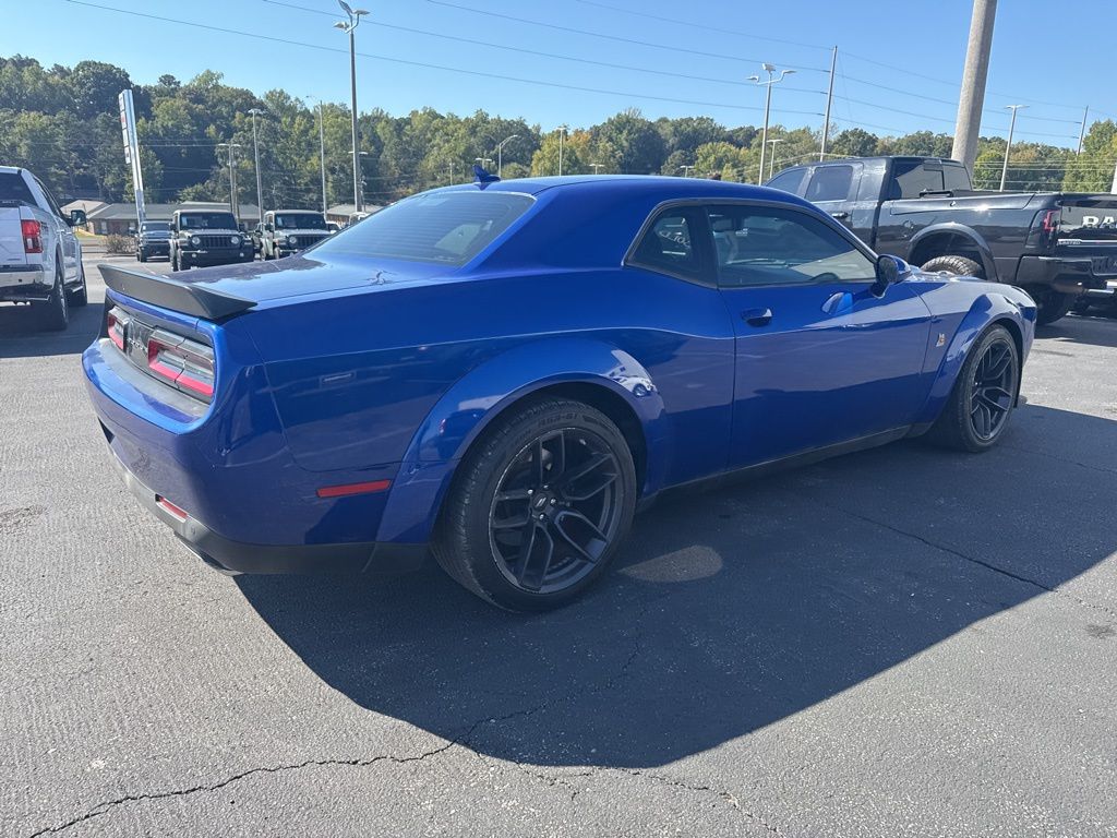 2019 Dodge Challenger R/T Scat Pack Widebody photo 3