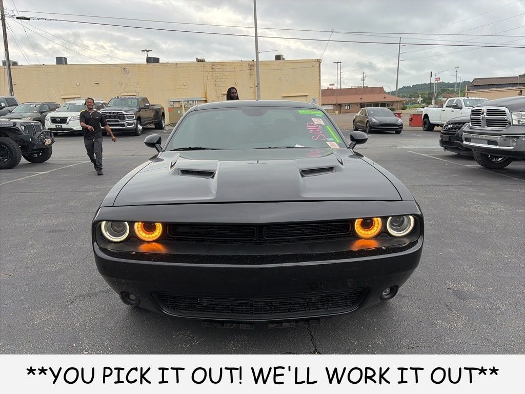 Used 2022 Dodge Challenger SXT Coupe