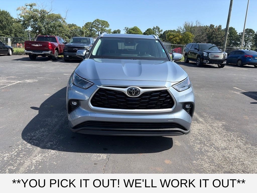 Used 2023 Toyota Highlander XLE SUV