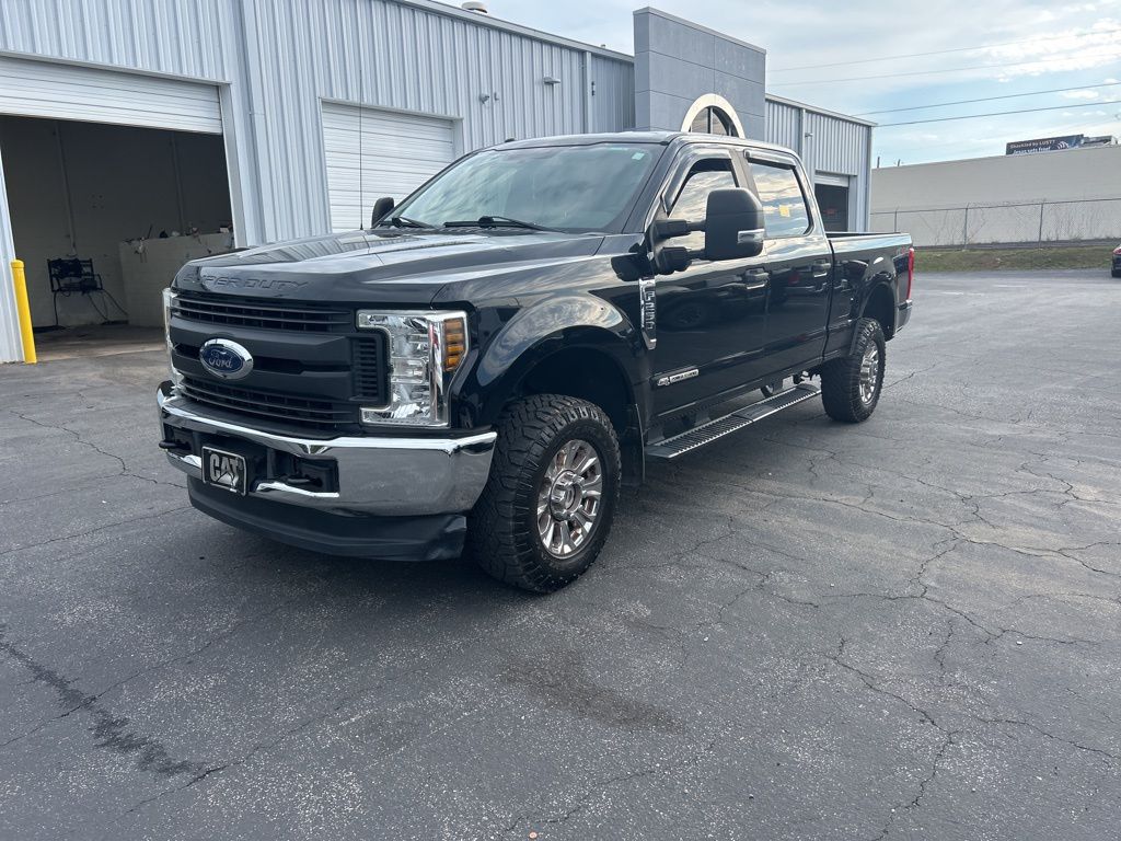 2018 Ford F-250 XL photo 2