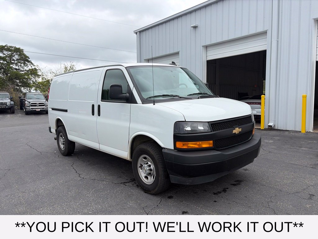 2025 Chevrolet Express Cargo