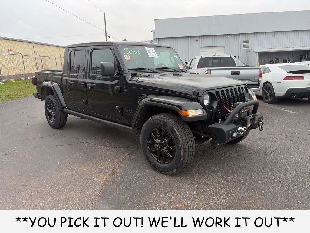 Used 2022 Jeep Gladiator Sport Truck Crew Cab