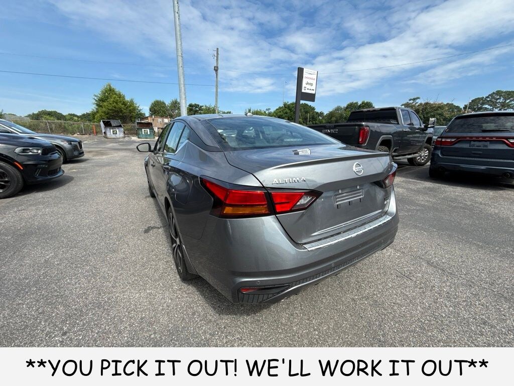 Used 2022 Nissan Altima 2.5 SR Sedan